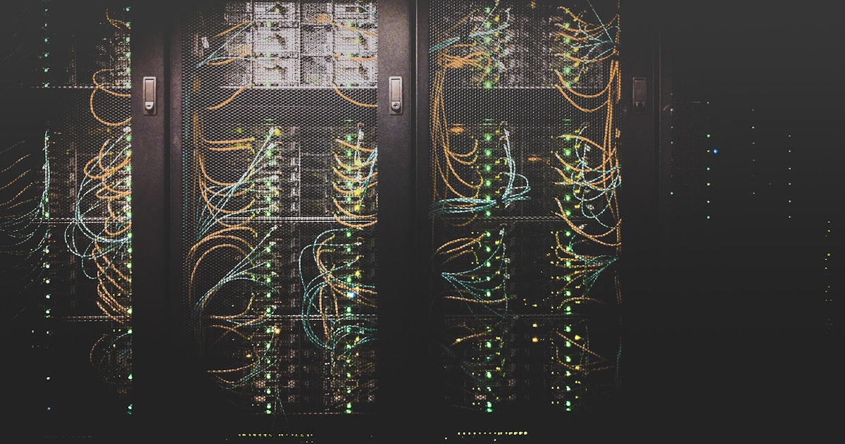 Anthropic otvara Skills standard: Nova era interoperabilnosti AI agenata