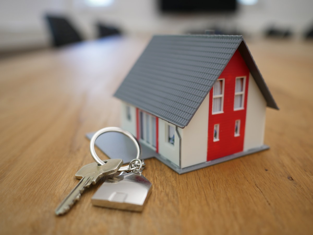 When developers stop paying mortgages: The real estate bomb nobody sees coming